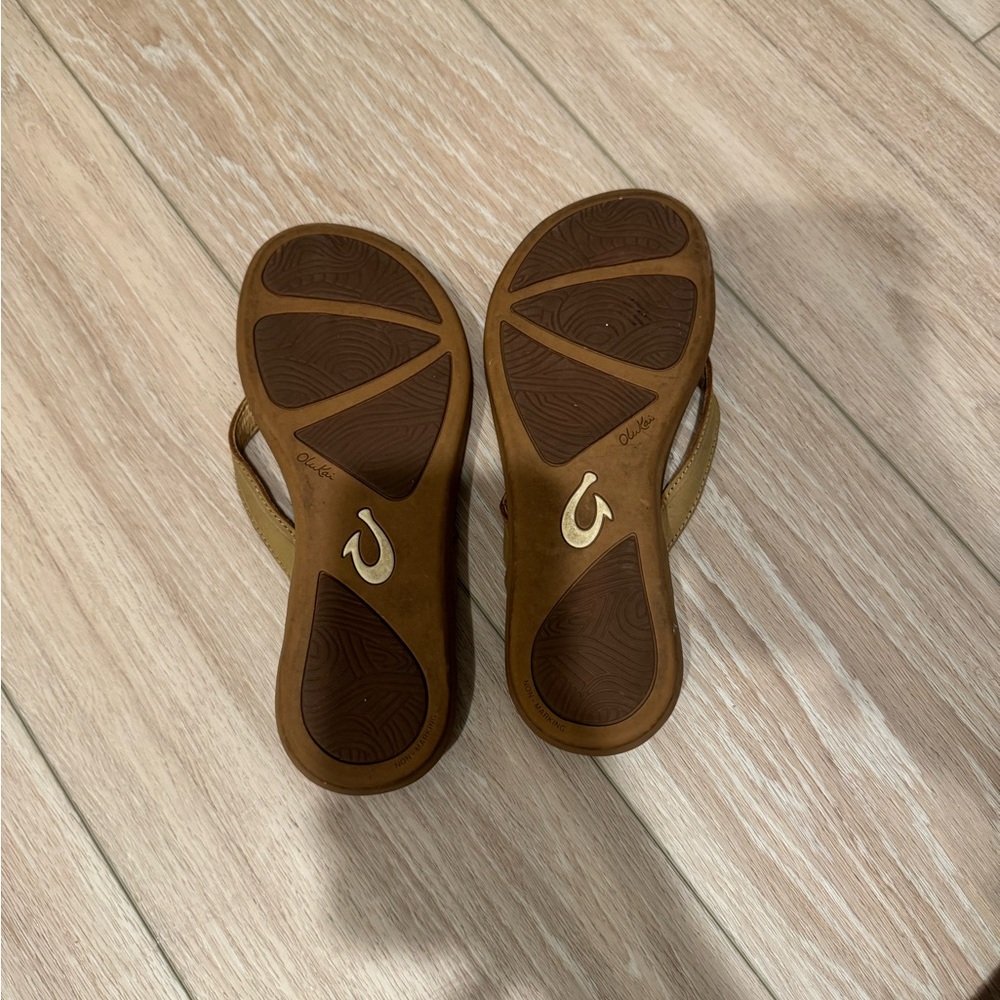 Worn a few times. In great condition. - Picture 2 of 3